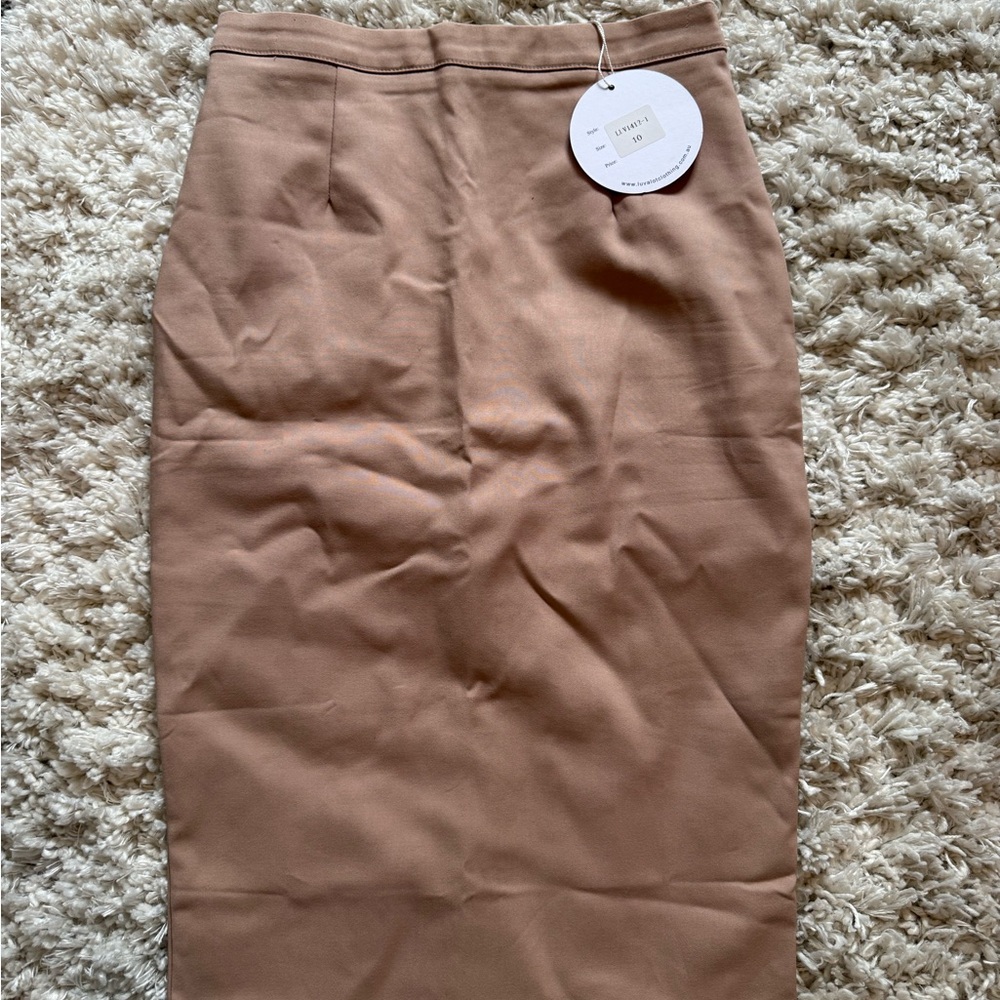 Elegant Tan Pencil Skirt
